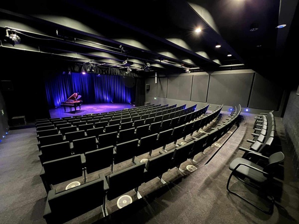 Auditorium - 160 places pour conférences, présentations et concerts